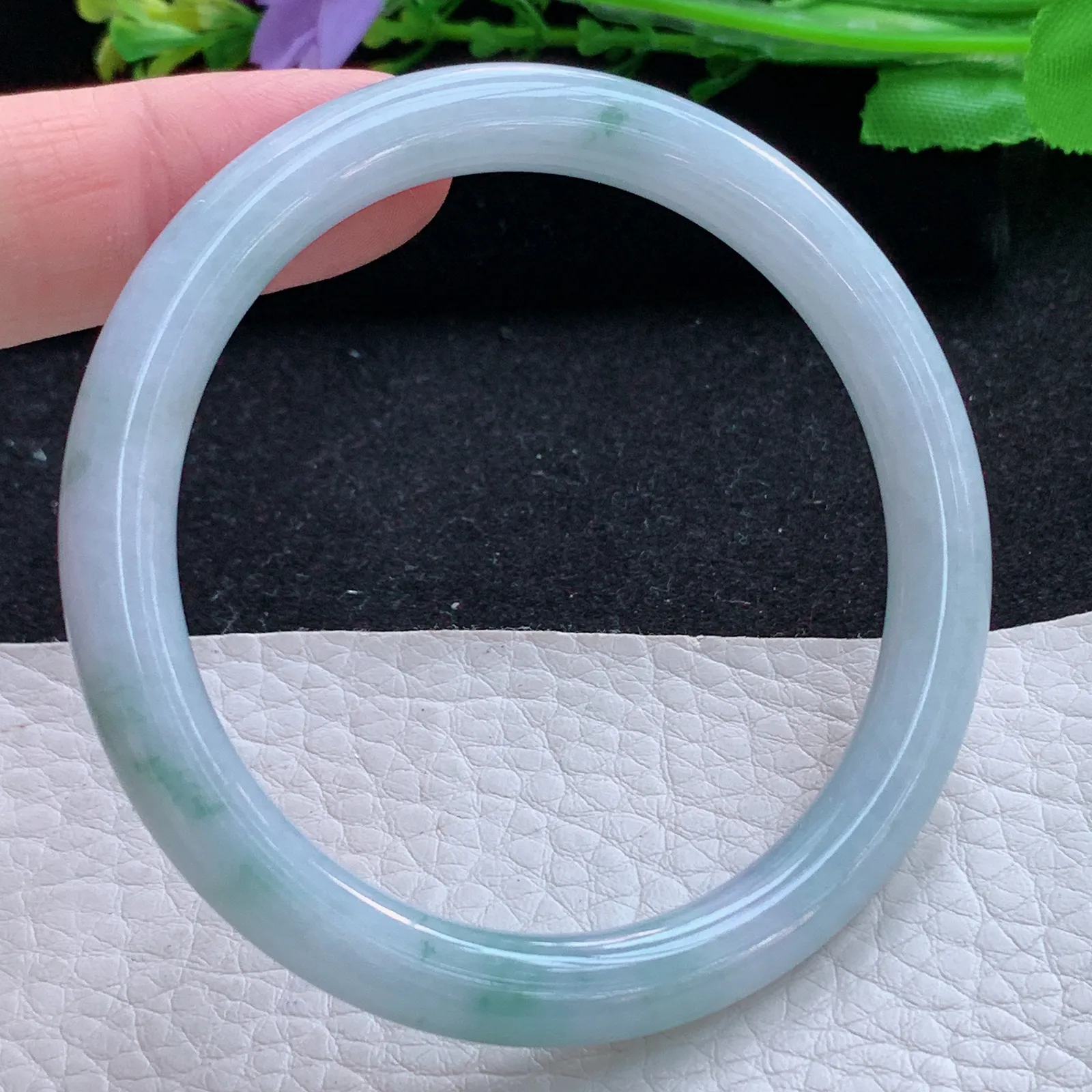 xx自然光54*6.8*7.6美人镯 缅甸翡翠a货玉手镯飘花圆条玉手环 叮当镯