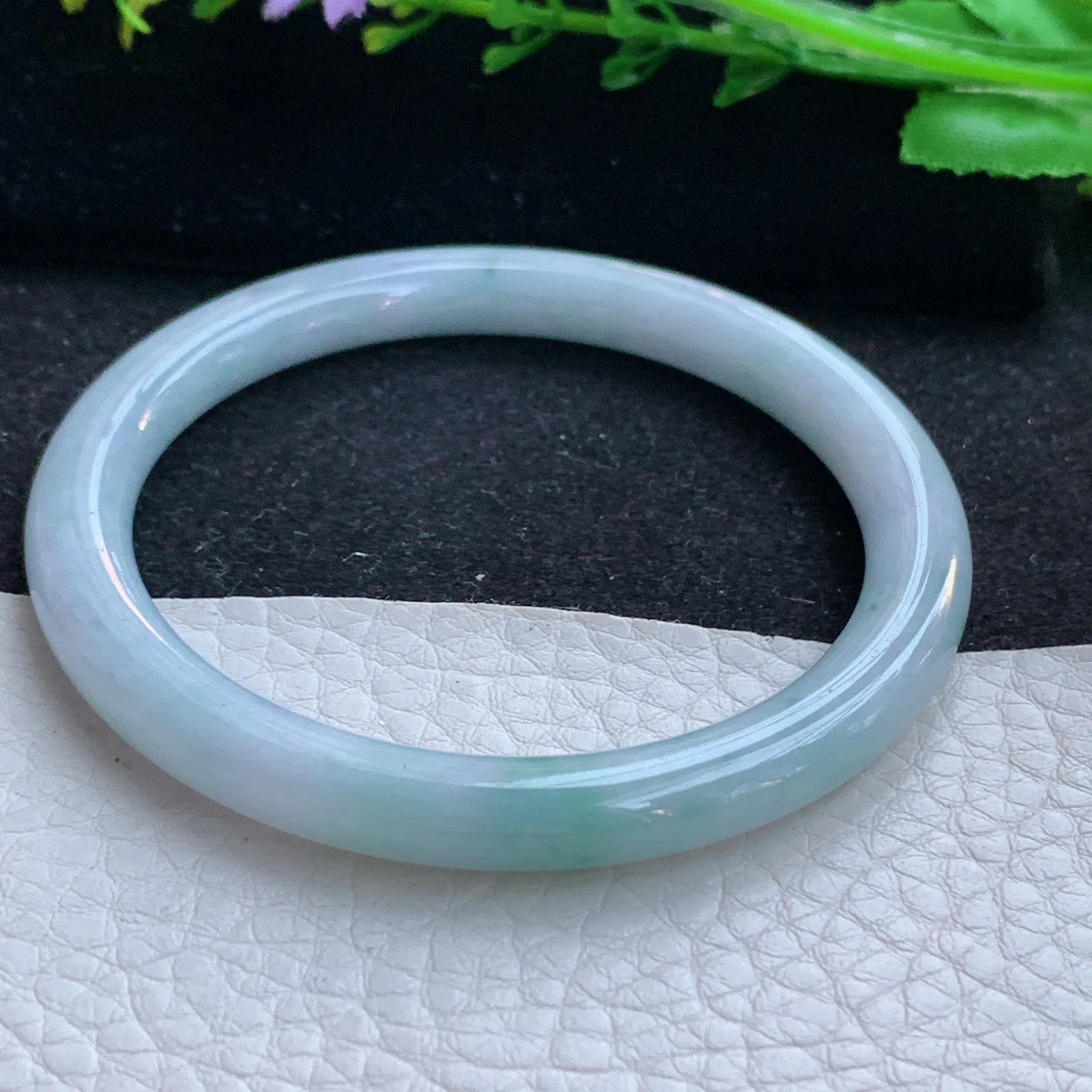 xx自然光54*6.8*7.6美人镯 缅甸翡翠a货玉手镯飘花圆条玉手环 叮当镯