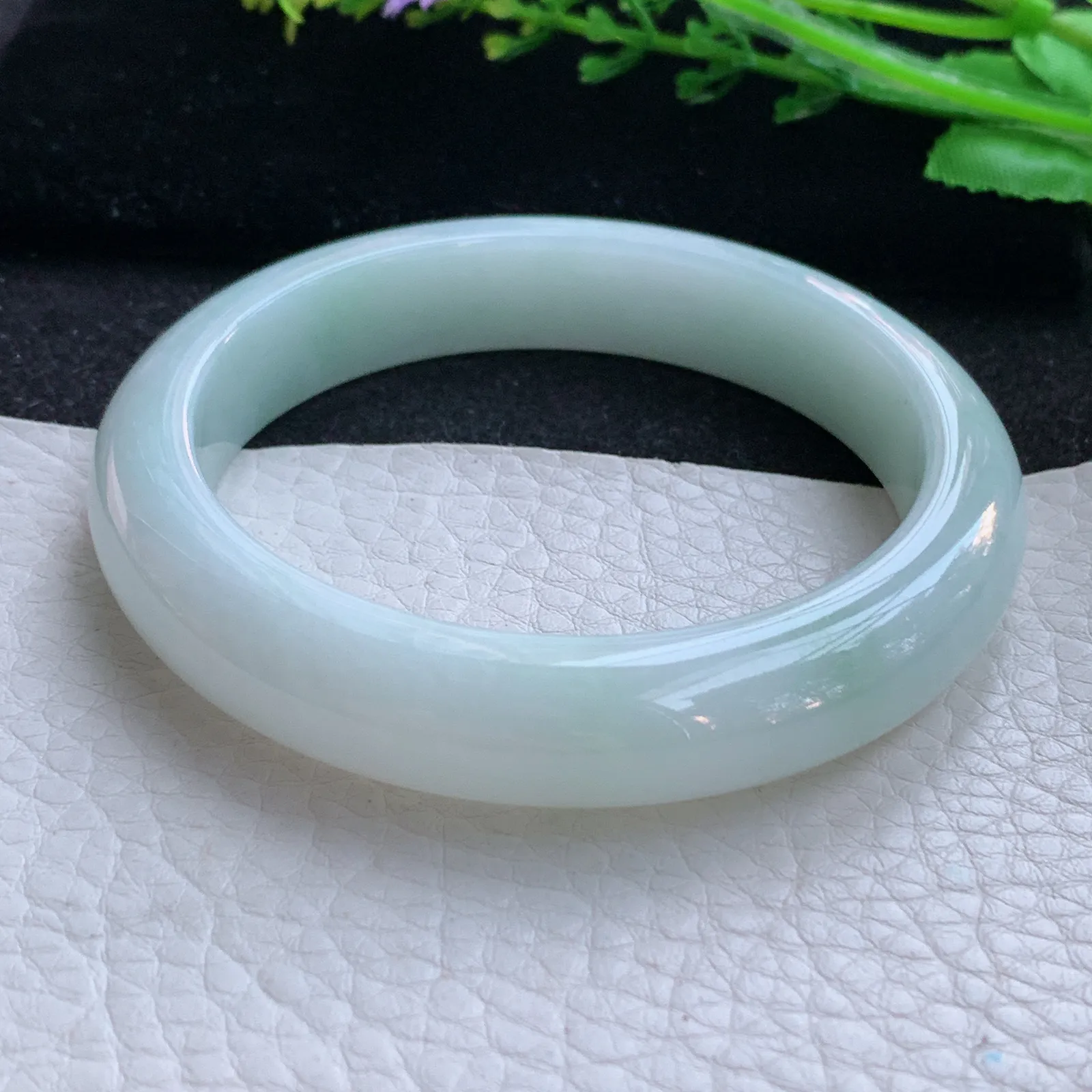 hy自然光57.5*12.3*8.5平安镯 缅甸翡翠a货玉手镯浅绿宽边玉手环