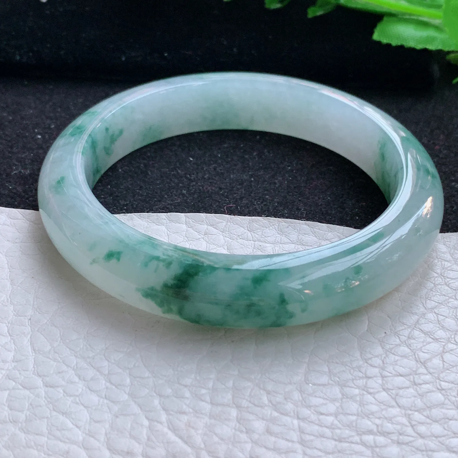 faa自然光56.8*12*9平安镯 缅甸翡翠a货玉手镯冰飘花宽边玉手环
