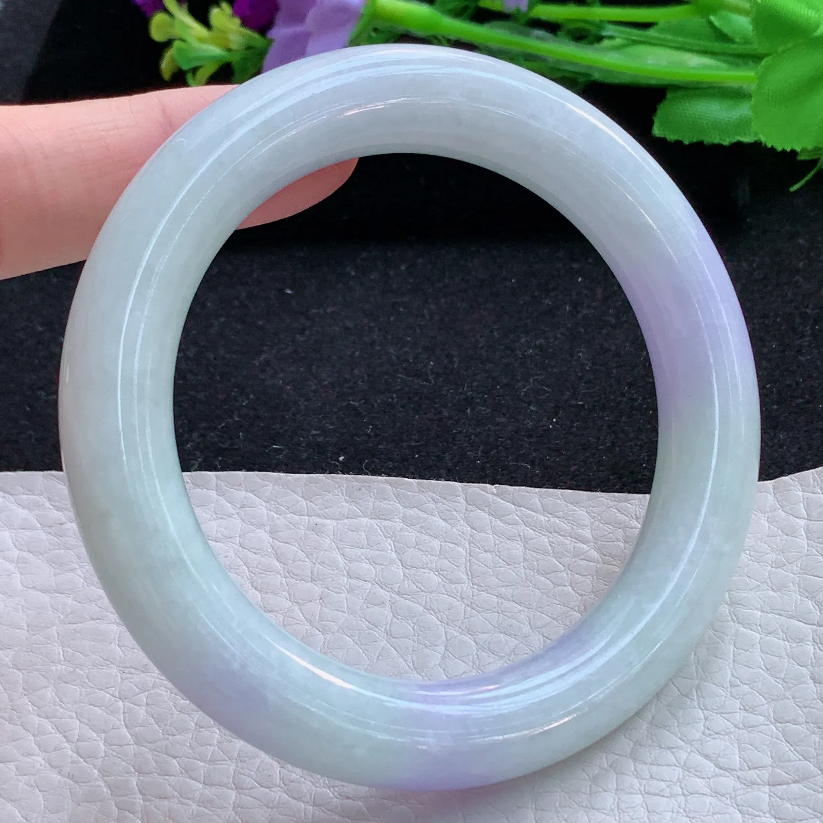 xc自然光57.8*11.5美人镯 缅甸翡翠a货玉手镯双彩圆条玉手环