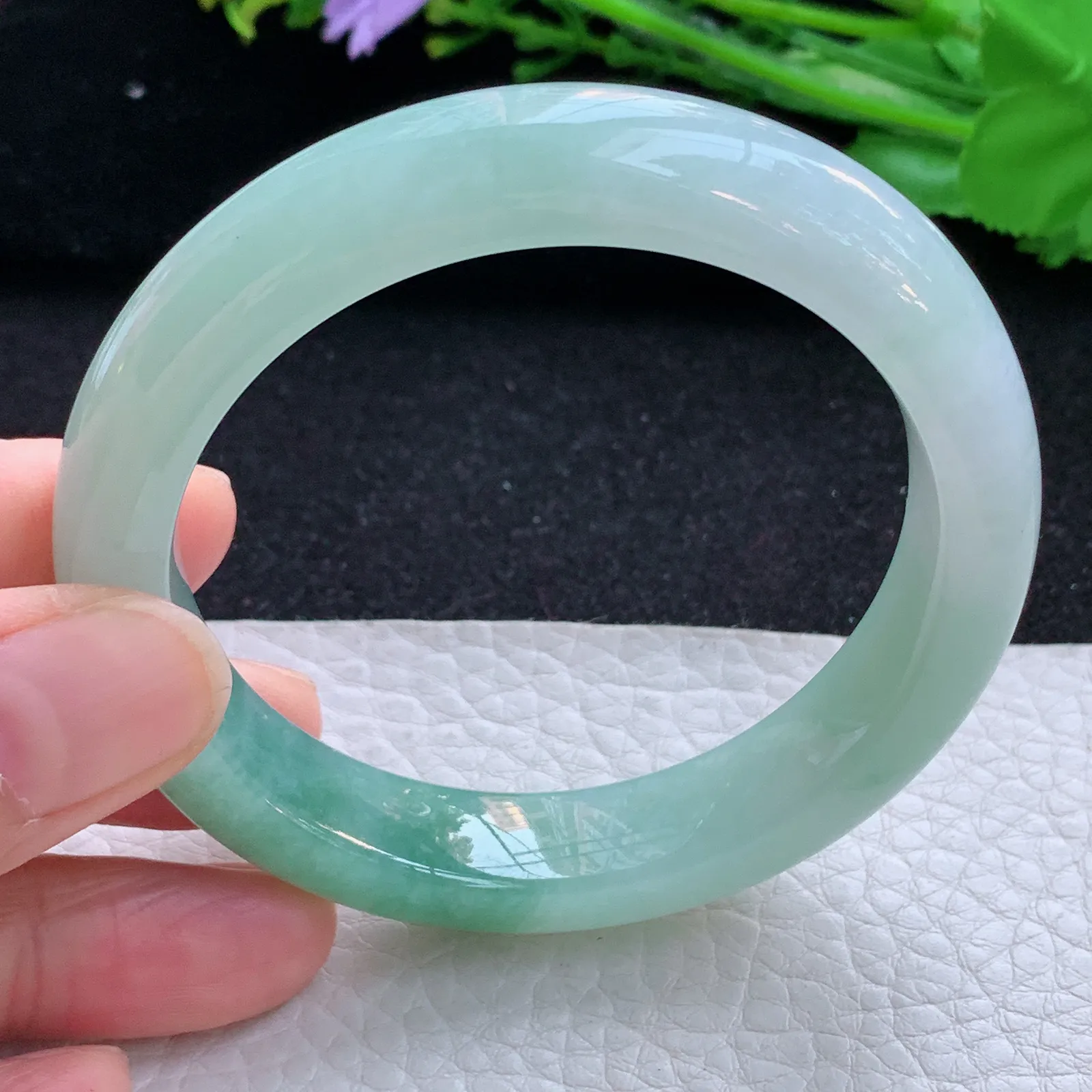 yh自然光54*12.3*9招财镯 缅甸翡翠a货玉手镯半山水秀气宽边玉手环 美人镯