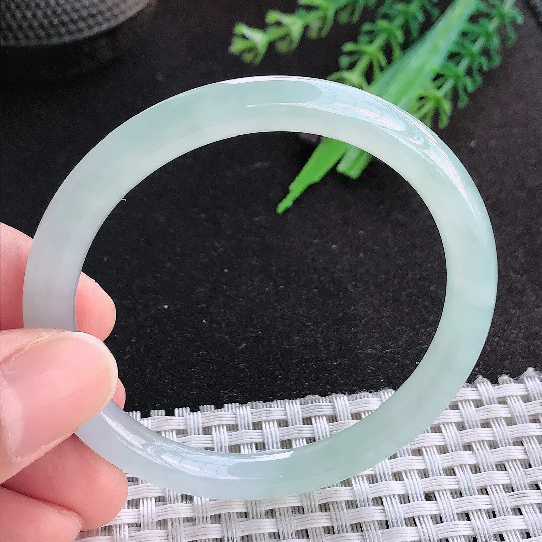 天然a货翡翠52.5/6.6/7.1老坑冰纯果冻胶冰晴圆条手镯细条玉手镯