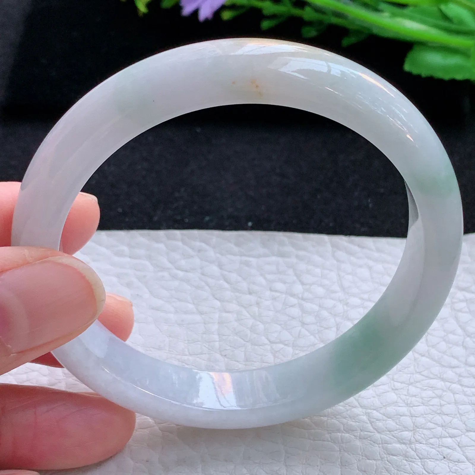 xc自然光58*12*7.6平安镯 缅甸翡翠a货玉手镯三彩秀气宽边玉手环