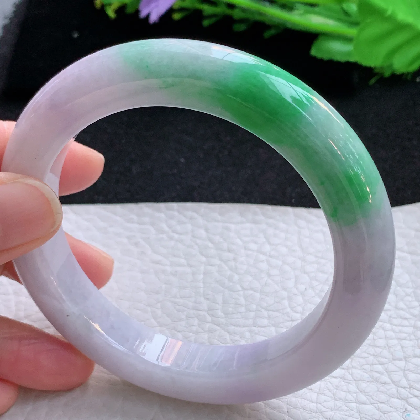 ss大圈口61*12*11平安镯 缅甸翡翠a货玉手镯飘绿厚装宽边玉手环 美人镯