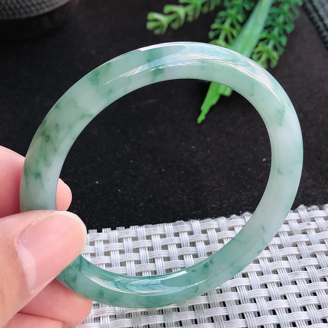 天然a货翡翠54.5/7.4/8老坑冰润起胶飘花圆条手镯玉手镯