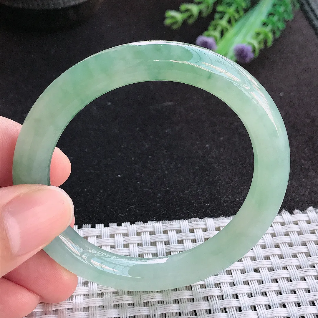 天然a货翡翠52.5/9.3/9.2老坑冰胶果冻冰晴绿圆条手镯小圈口玉手镯