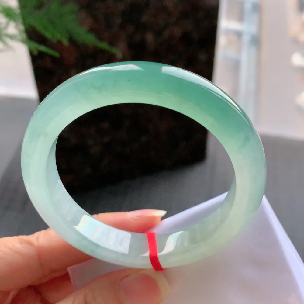 正圈高冰蓝水 无瑕 尺寸:55.5/11.7/8.8 种色俱佳