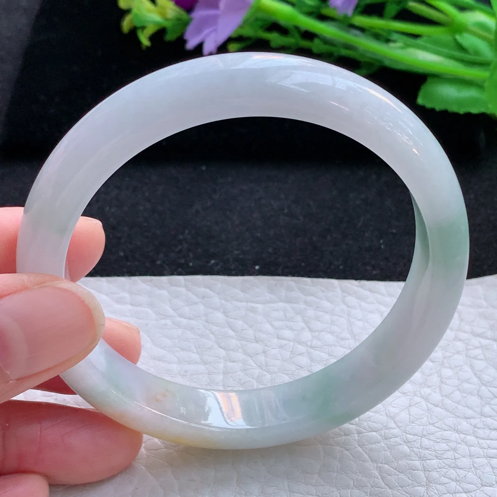 xc自然光58*12*7.6平安镯 缅甸翡翠a货玉手镯三彩秀气宽边玉手环