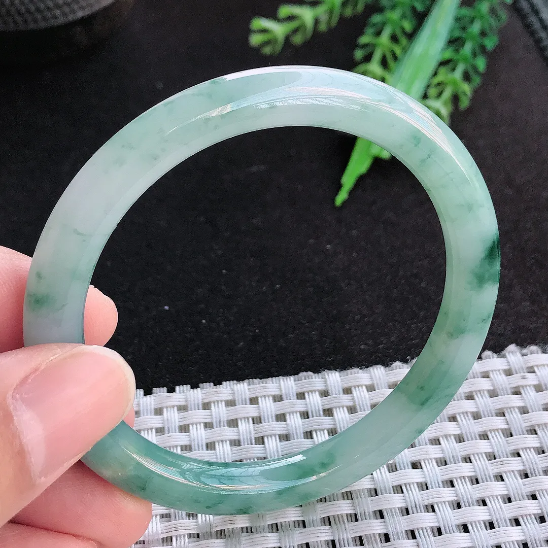 天然a货翡翠54.5/7.4/8老坑冰润起胶飘花圆条手镯玉手镯