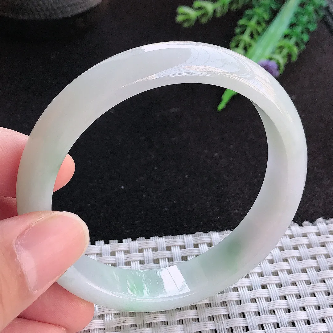 天然a货翡翠58/13.3/7.5老坑冰润飘花手镯宽边玉手镯