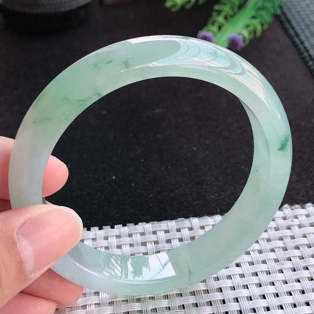 天然a货翡翠61.5/13.1/8.5老坑冰透果冻胶飘花手镯宽边玉手镯