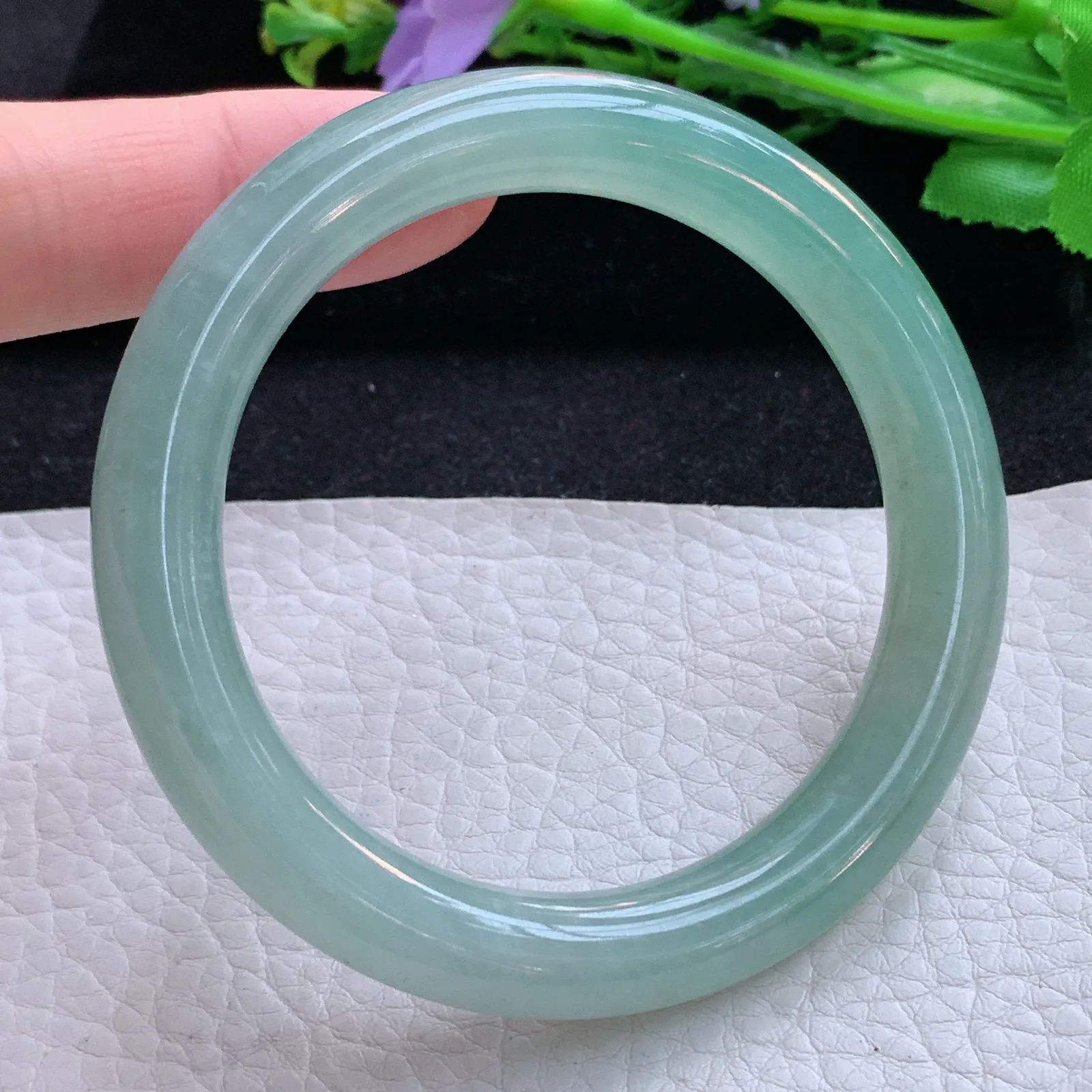 xc自然光54*9.6叮当镯 缅甸翡翠a货玉手镯冰晴秀气圆条玉手环