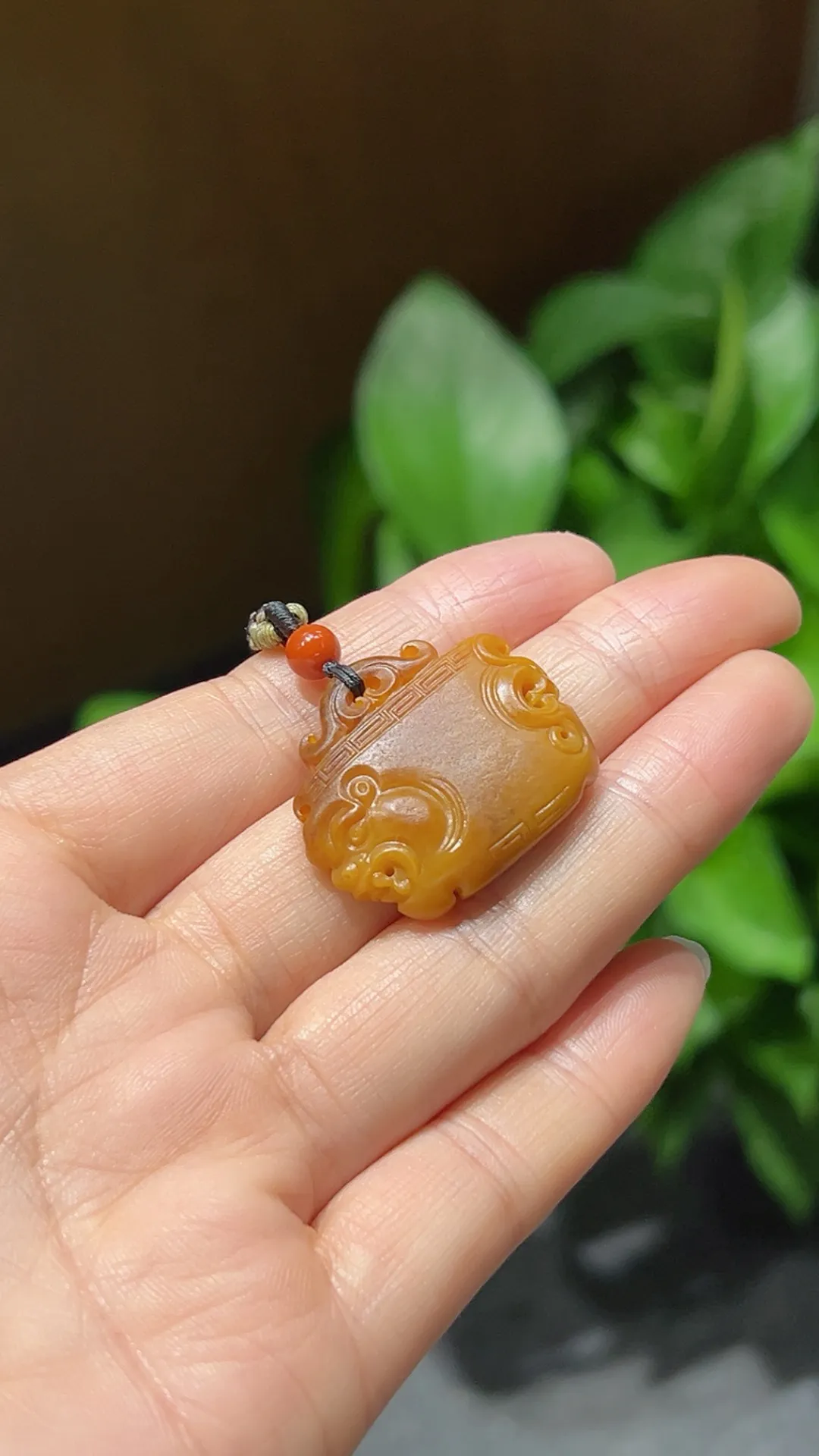 小精品｜黄沁｜龙凤配

重9.4克 尺寸26*30*7m m