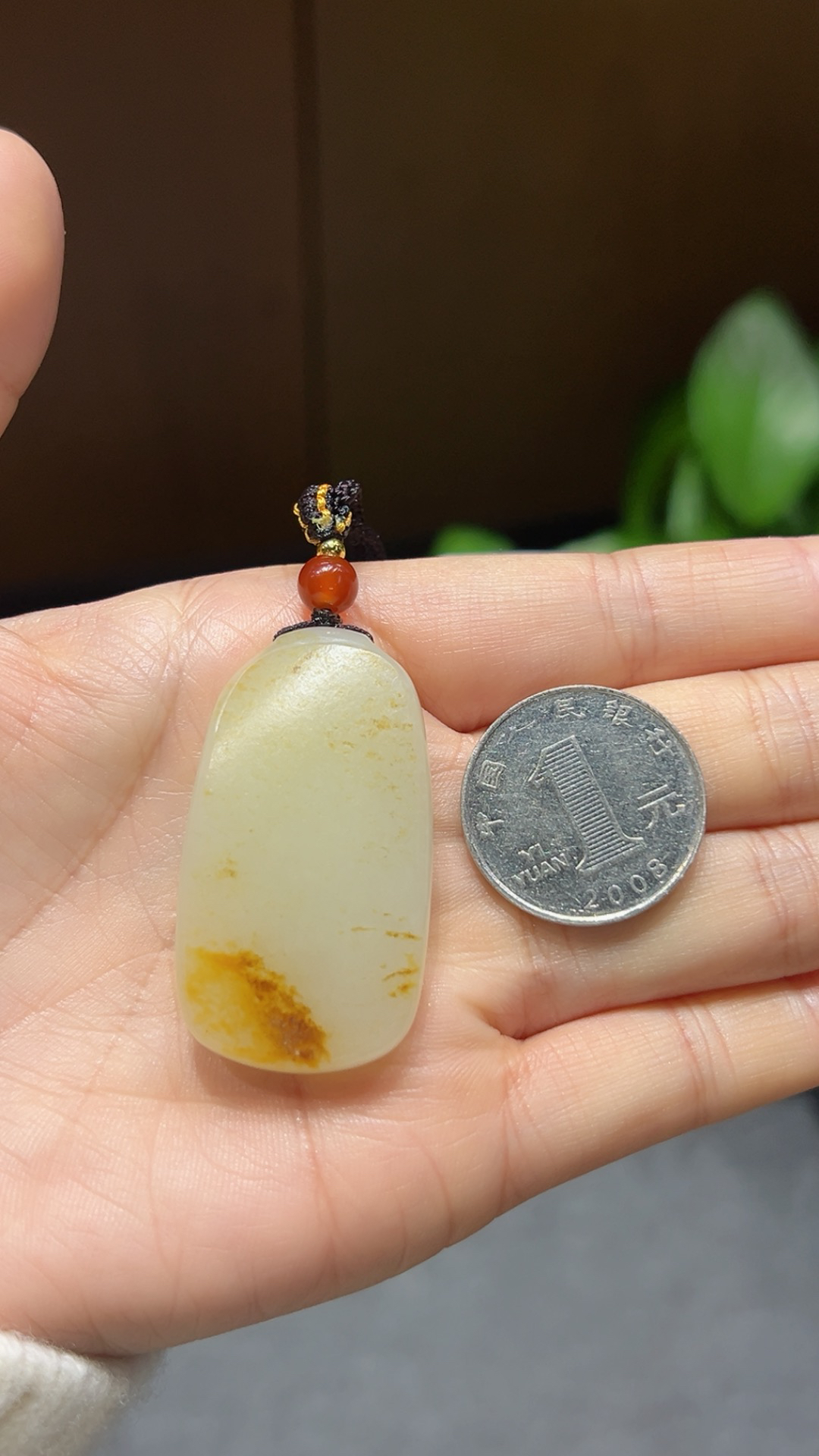 籽料｜满皮｜平安无事牌

重23克 尺寸45*25*10m m