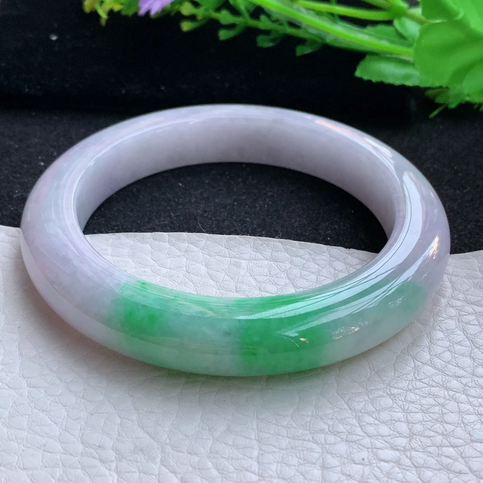 ss大圈口61*12*11平安镯 缅甸翡翠a货玉手镯飘绿厚装宽边玉手环 美人镯