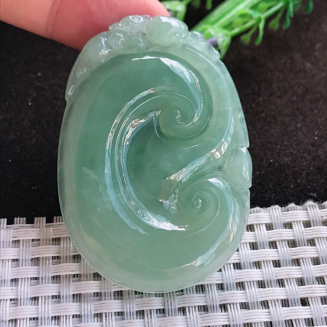 天然a货翡翠56.3/39.5/5.8老坑冰润起胶满色如意吊坠翡翠玉挂件