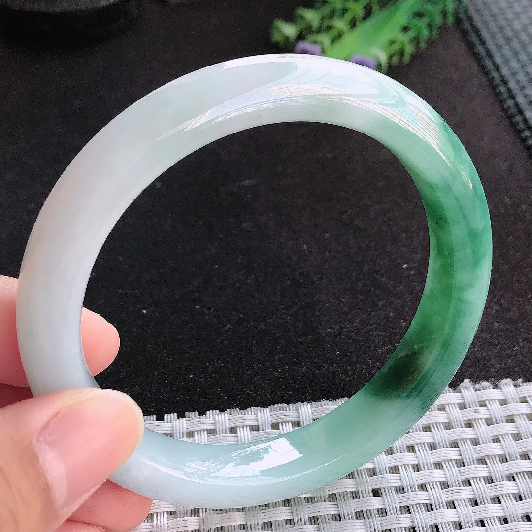 天然a货翡翠61/11.6/9老坑冰润水灵大圈口飘花手镯宽边玉手镯
