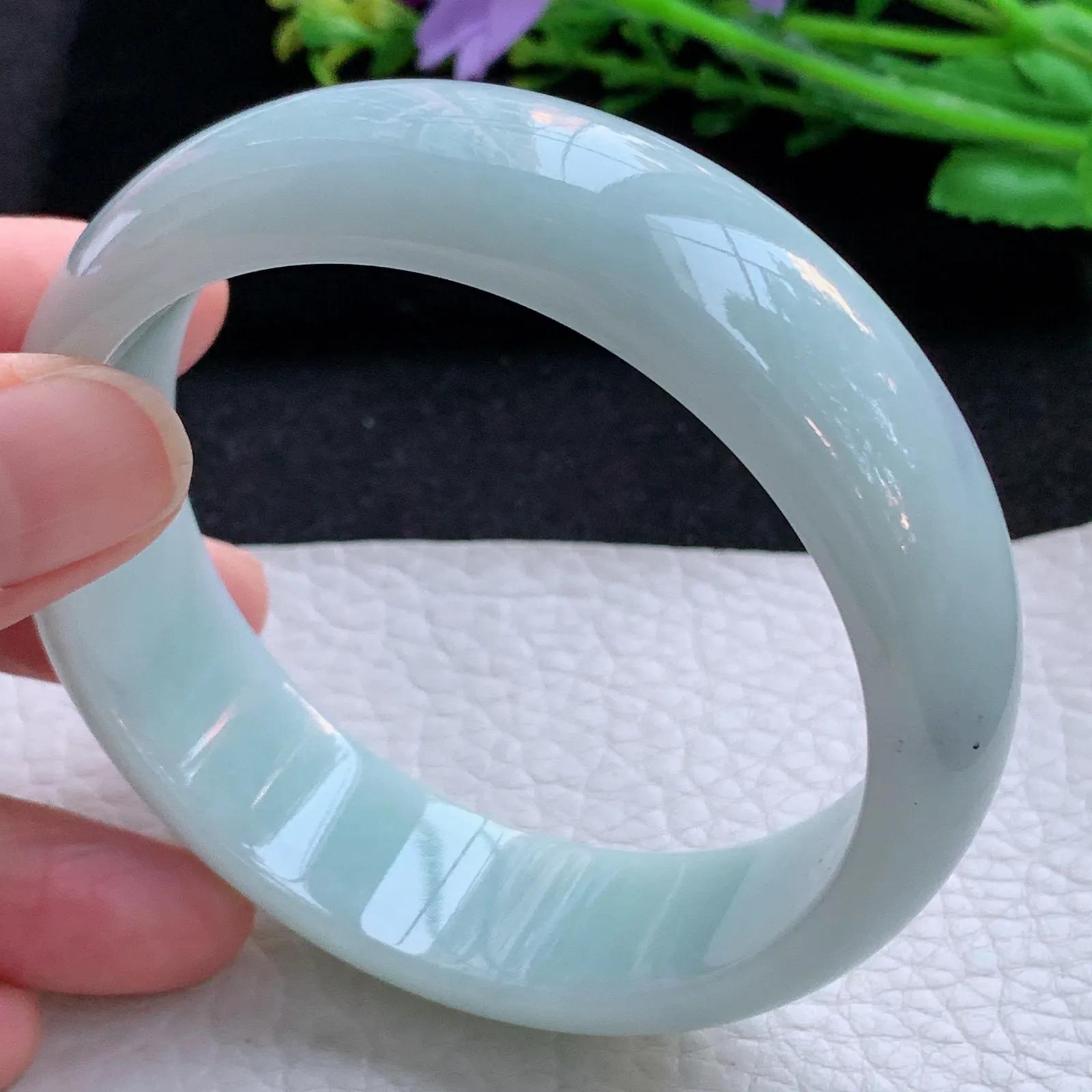 hy大圈口61.5*18.5*7.6轮胎镯 缅甸翡翠a货玉手镯浅绿大气宽边玉手环