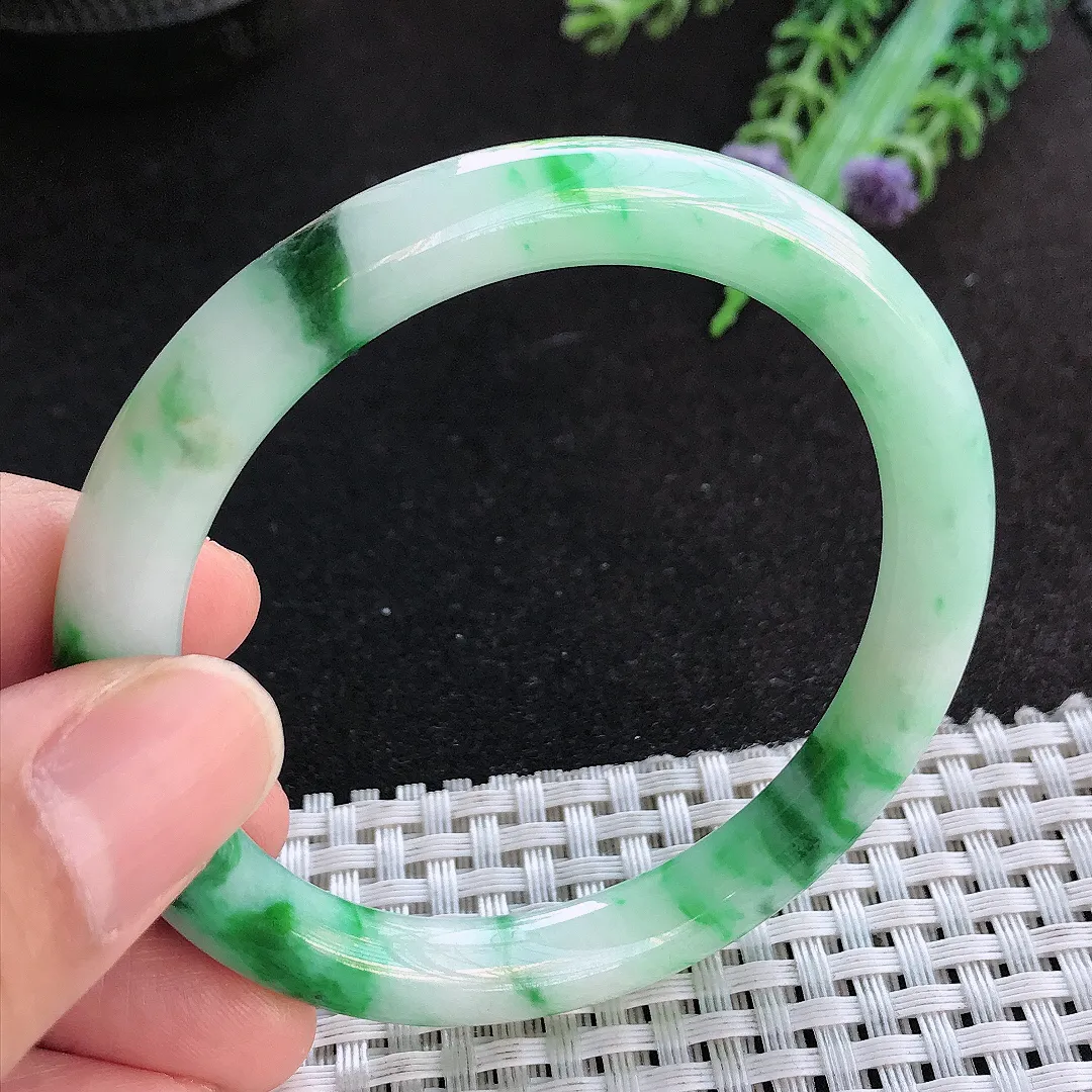 天然a货翡翠53.8/8.3/8.4老坑精美温润辣绿圆条手镯玉手镯