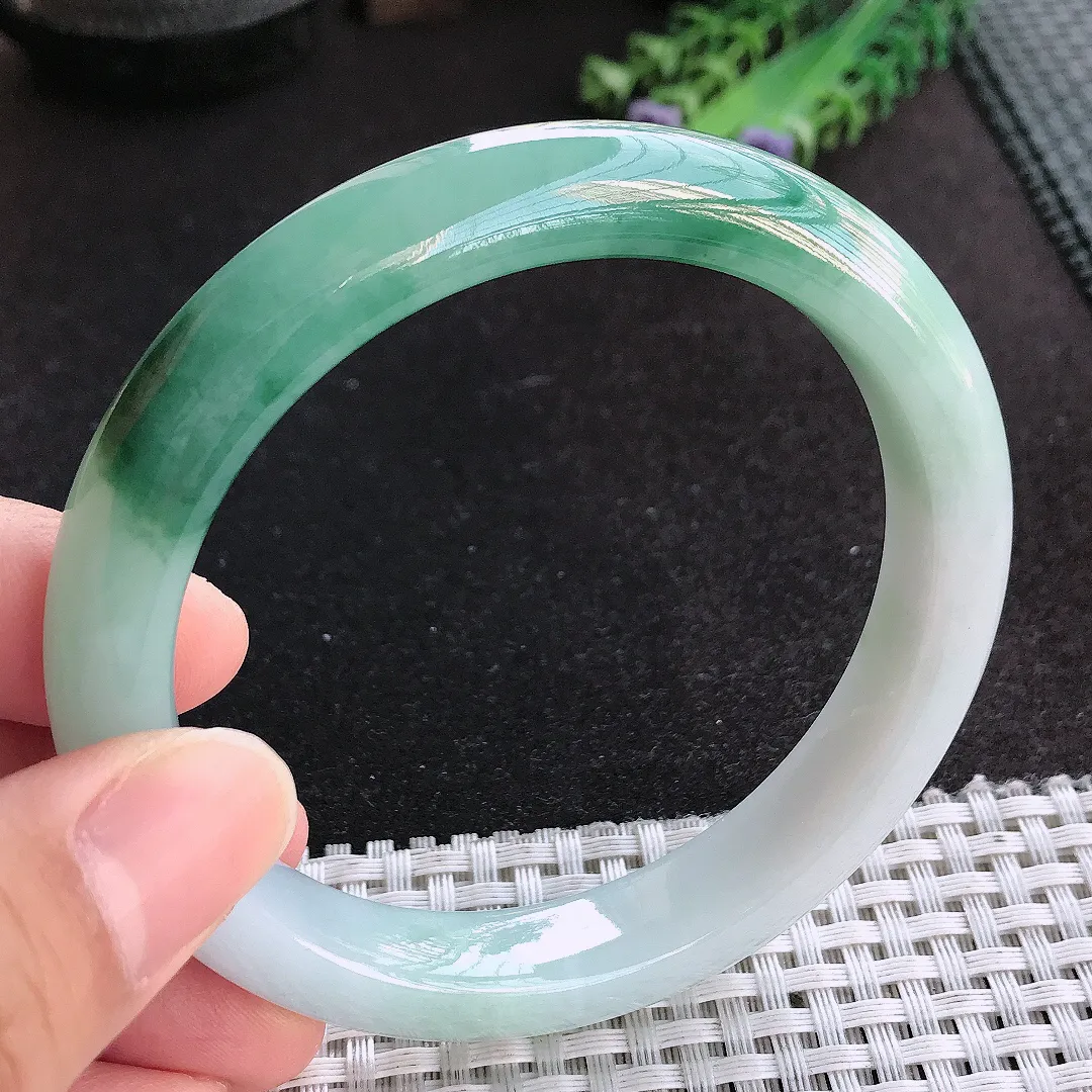 天然a货翡翠61/11.6/9老坑冰润水灵大圈口飘花手镯宽边玉手镯