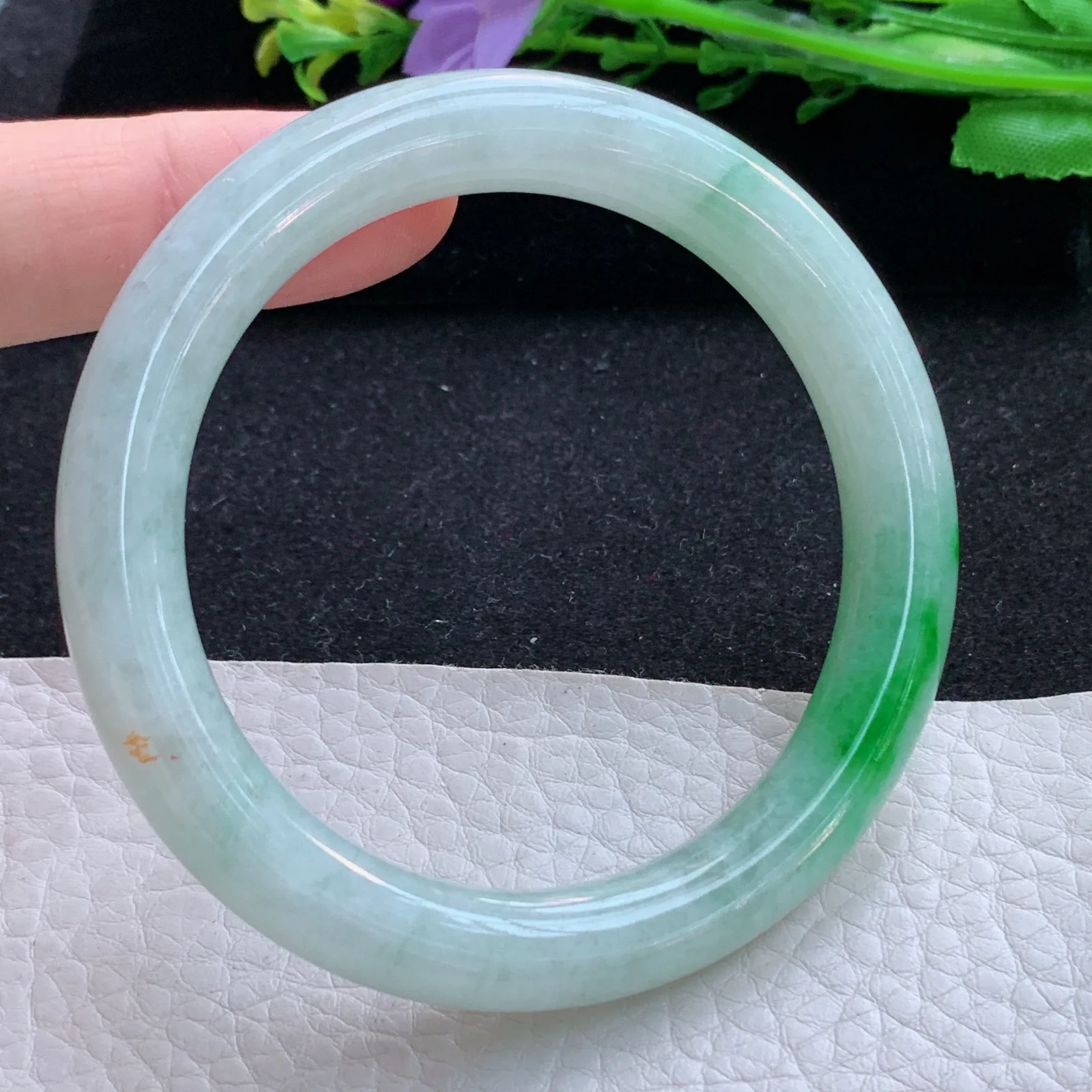 xx自然光55*9.3美人镯 缅甸翡翠a货玉手镯飘阳绿圆条玉手环