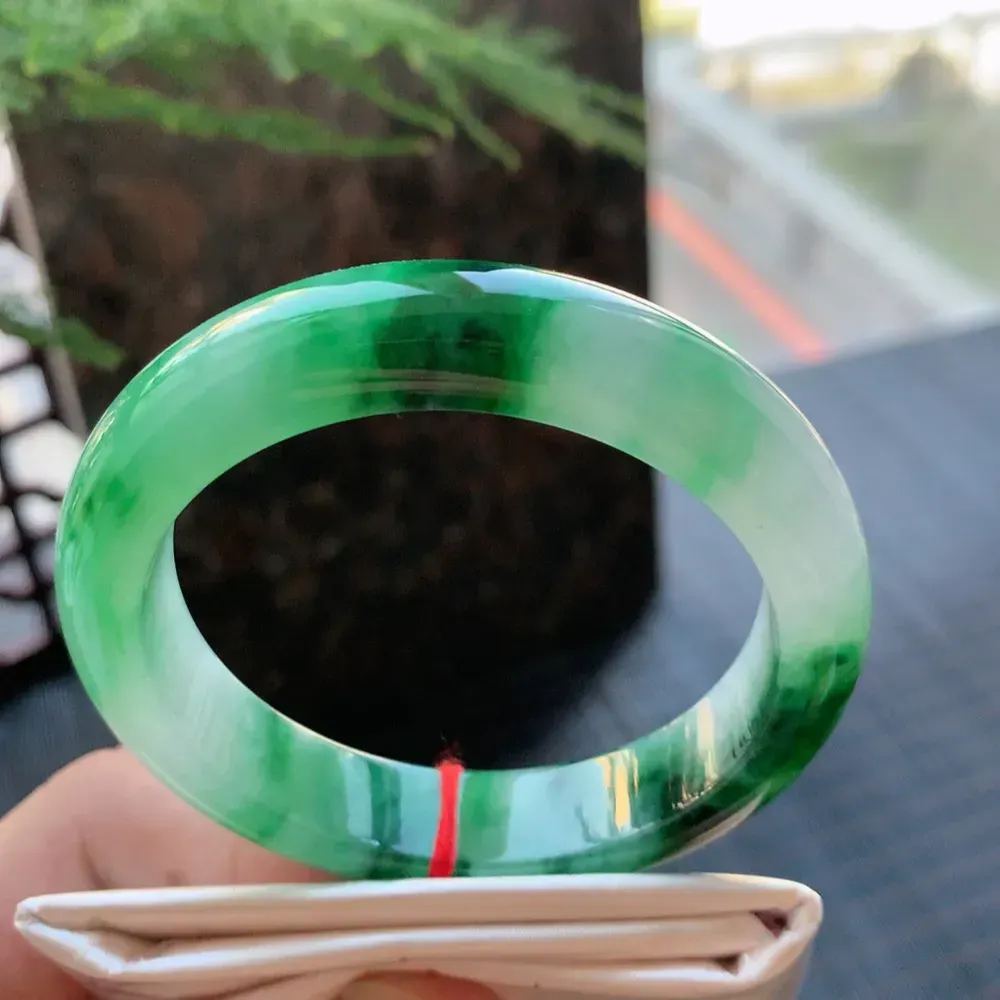 正圈冰绿花 无瑕 尺寸:54.1/12.9/8.5 色好