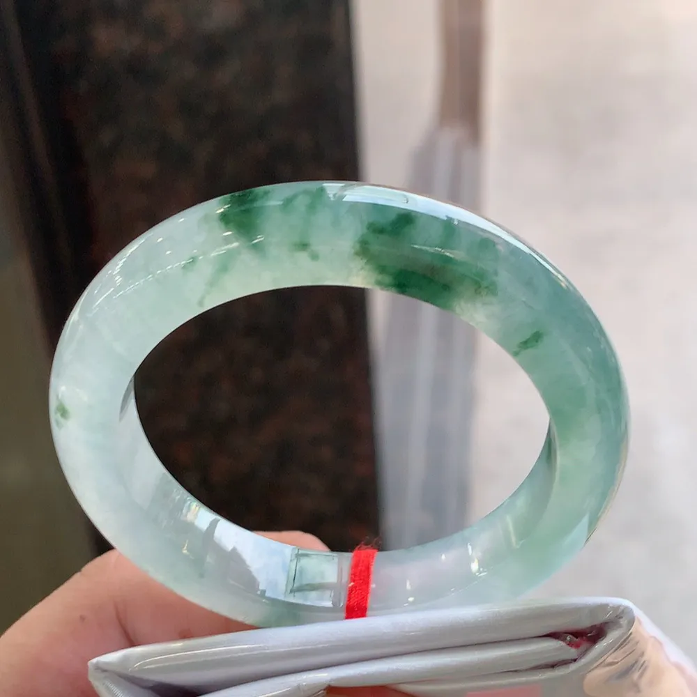 正圈高冰飘花 无瑕 尺寸:54.3/11.5/9.4 花美 种水好