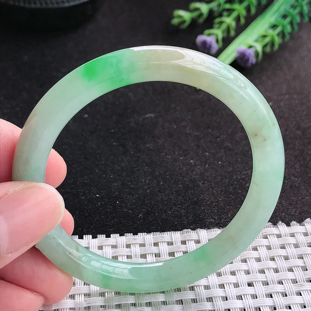 天然A货翡翠53/7.7/8.1老坑冰润飘阳绿圆条手镯玉手镯