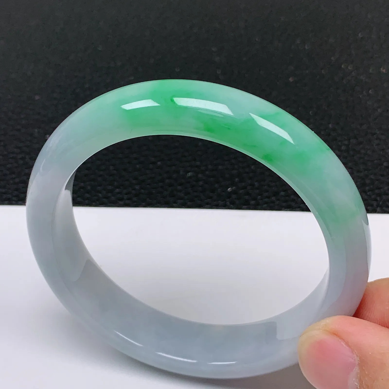 54圈口 天然翡翠A货老坑冰润春彩飘阳绿正圈手镯