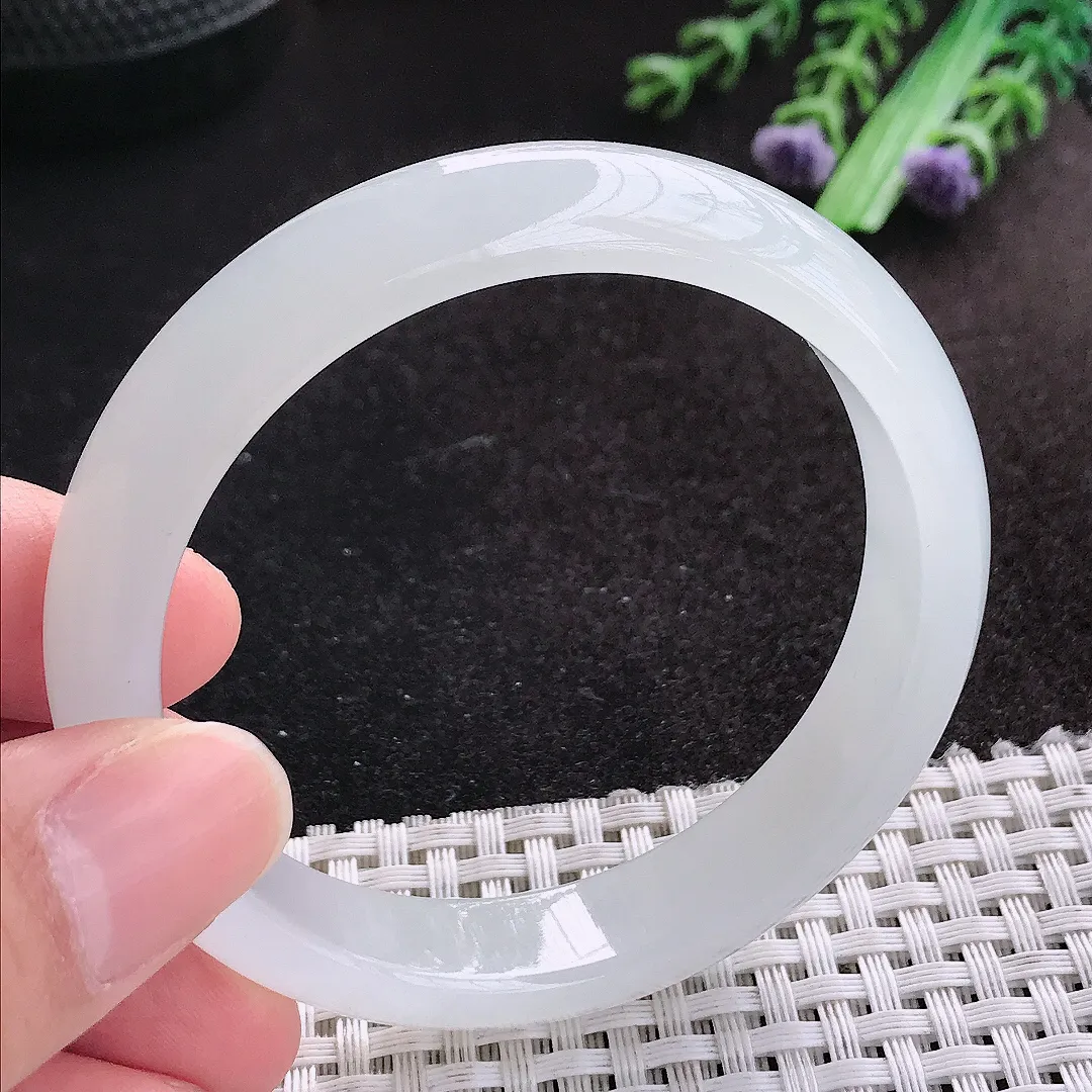 天然A货翡翠54.8/12.6/7.4老坑冰胶水灵月光白手镯宽边玉手镯