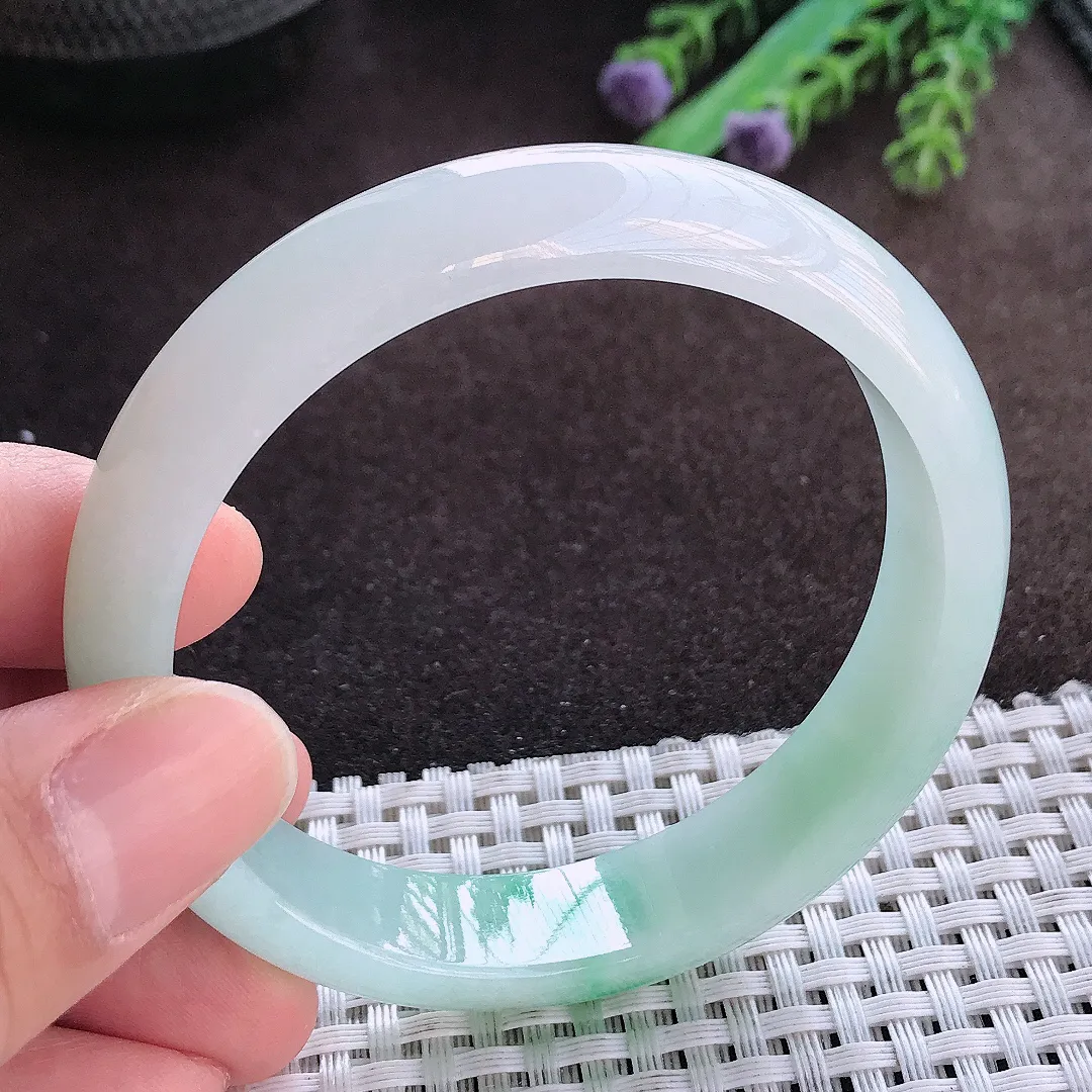 天然A货翡翠56.5/12.8/7.2老坑冰润起胶飘花手镯宽边玉手镯