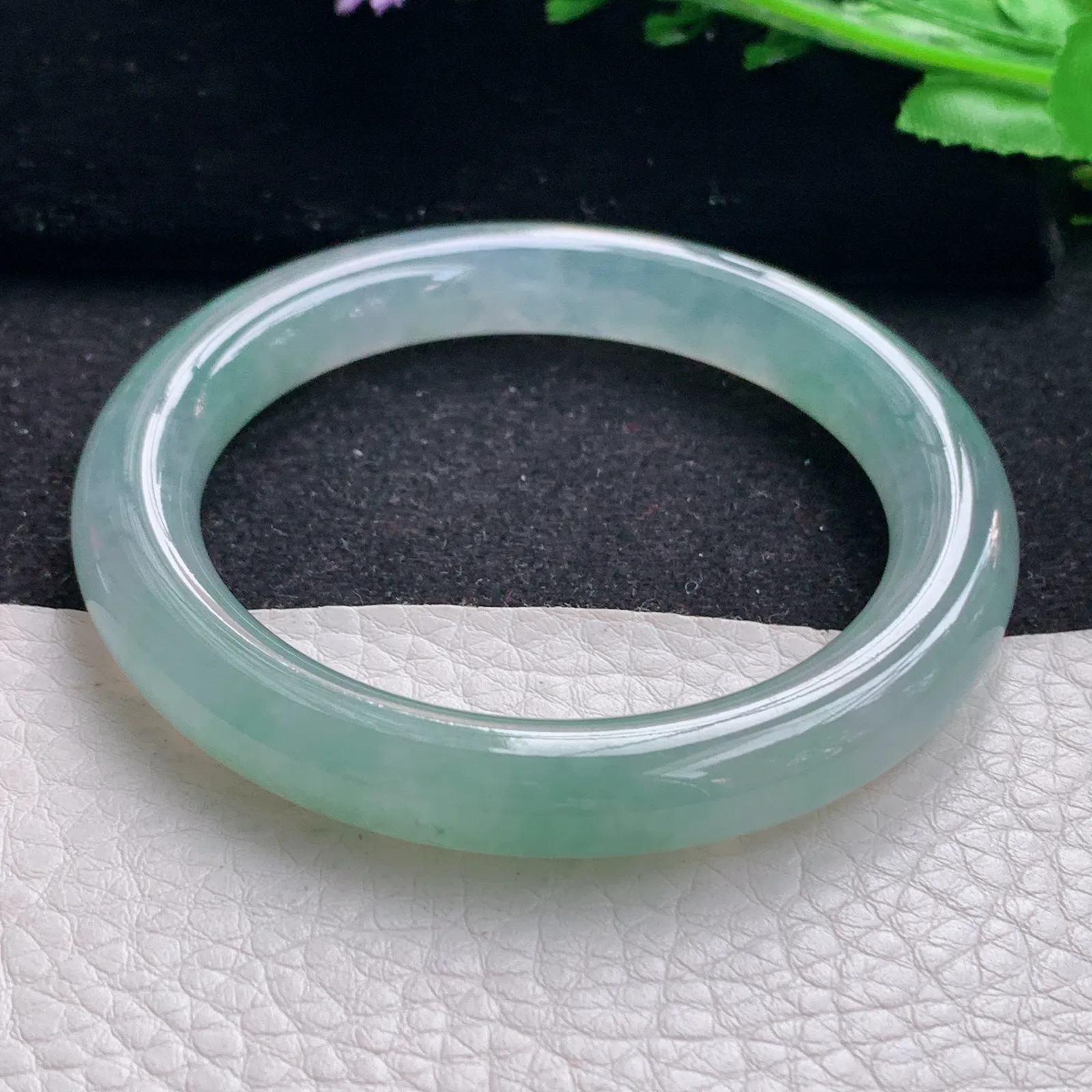 r自然光55*9.6*9.6镯 缅甸翡翠a货玉手镯冰爽清新圆条玉手环