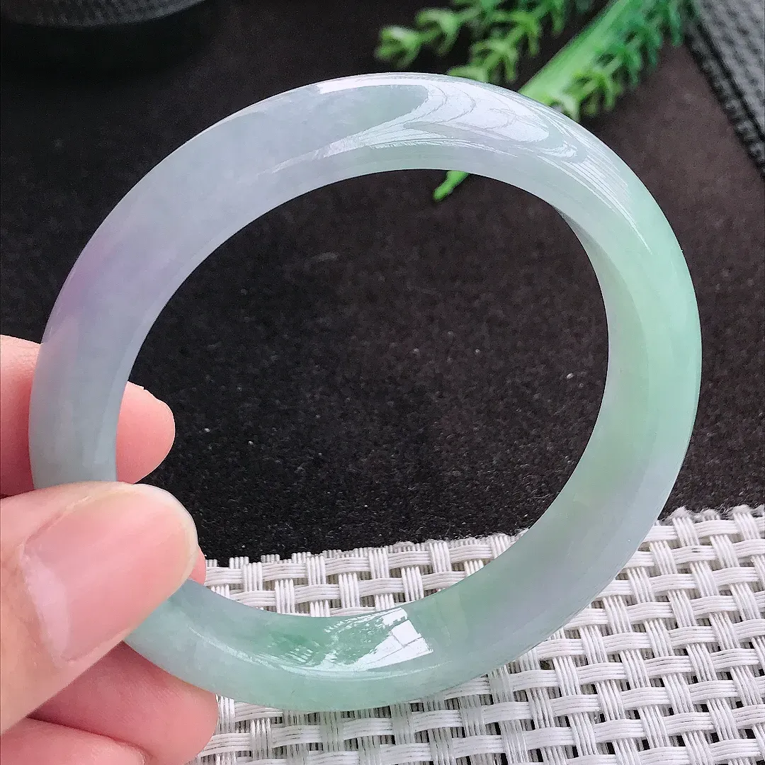 天然A货翡翠58/12.3/8.3老坑冰胶果冻春带彩手镯宽边玉手镯