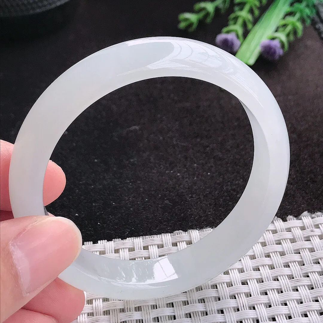 天然A货翡翠54.8/12.6/7.4老坑冰胶水灵月光白手镯宽边玉手镯