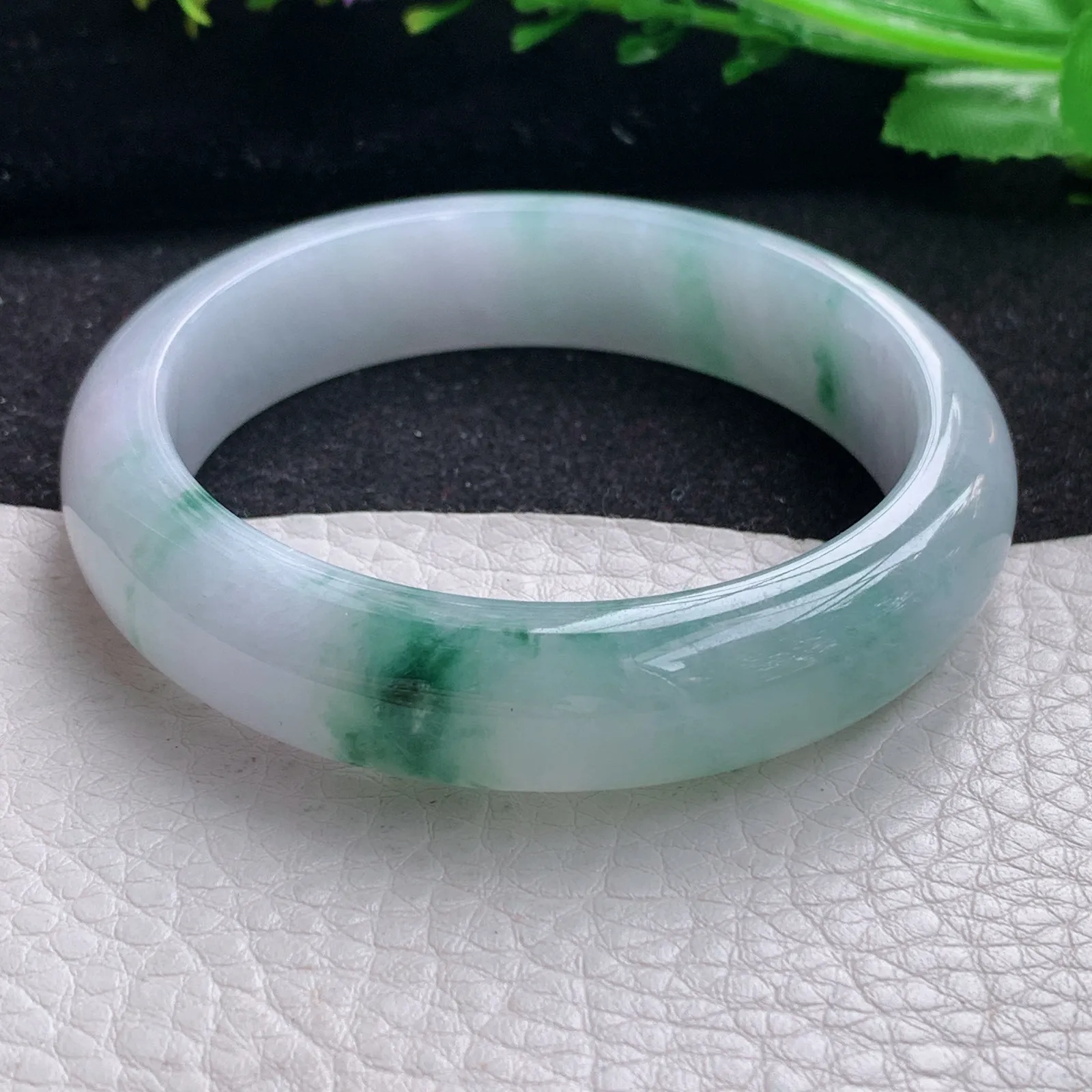 mq自然光55*13.3*8平安镯 缅甸翡翠a货玉手镯冰飘花宽边玉手环