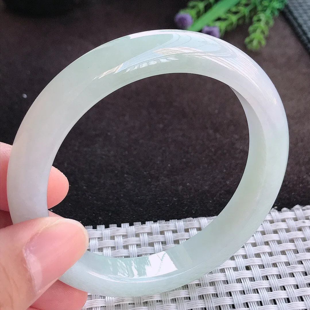 天然A货翡翠60/11/9老坑冰胶果冻飘阳绿手镯宽边玉手镯