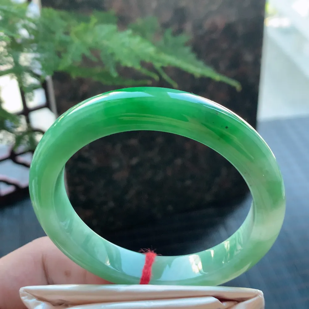 正圈冰糯翠绿 无瑕 尺寸:58.1/11.5/8.7 色好