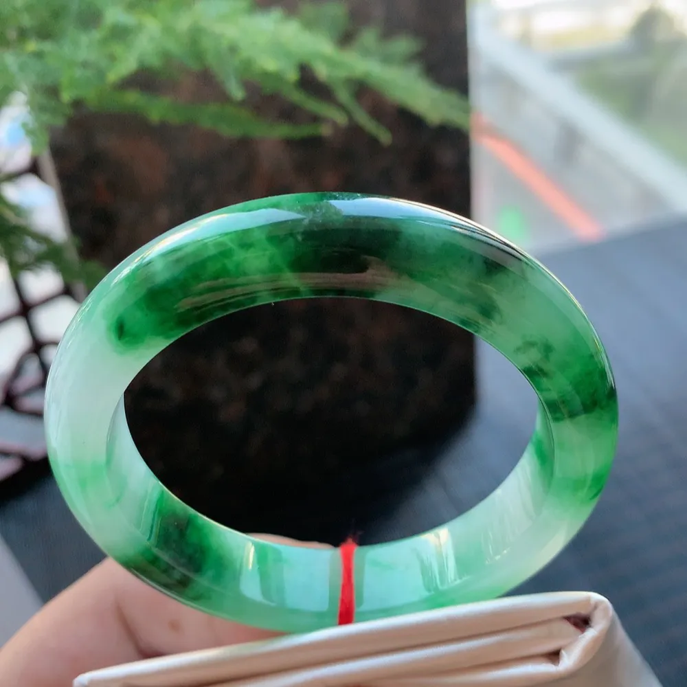 正圈冰绿花 无瑕 尺寸:54.1/12.9/8.5 色好