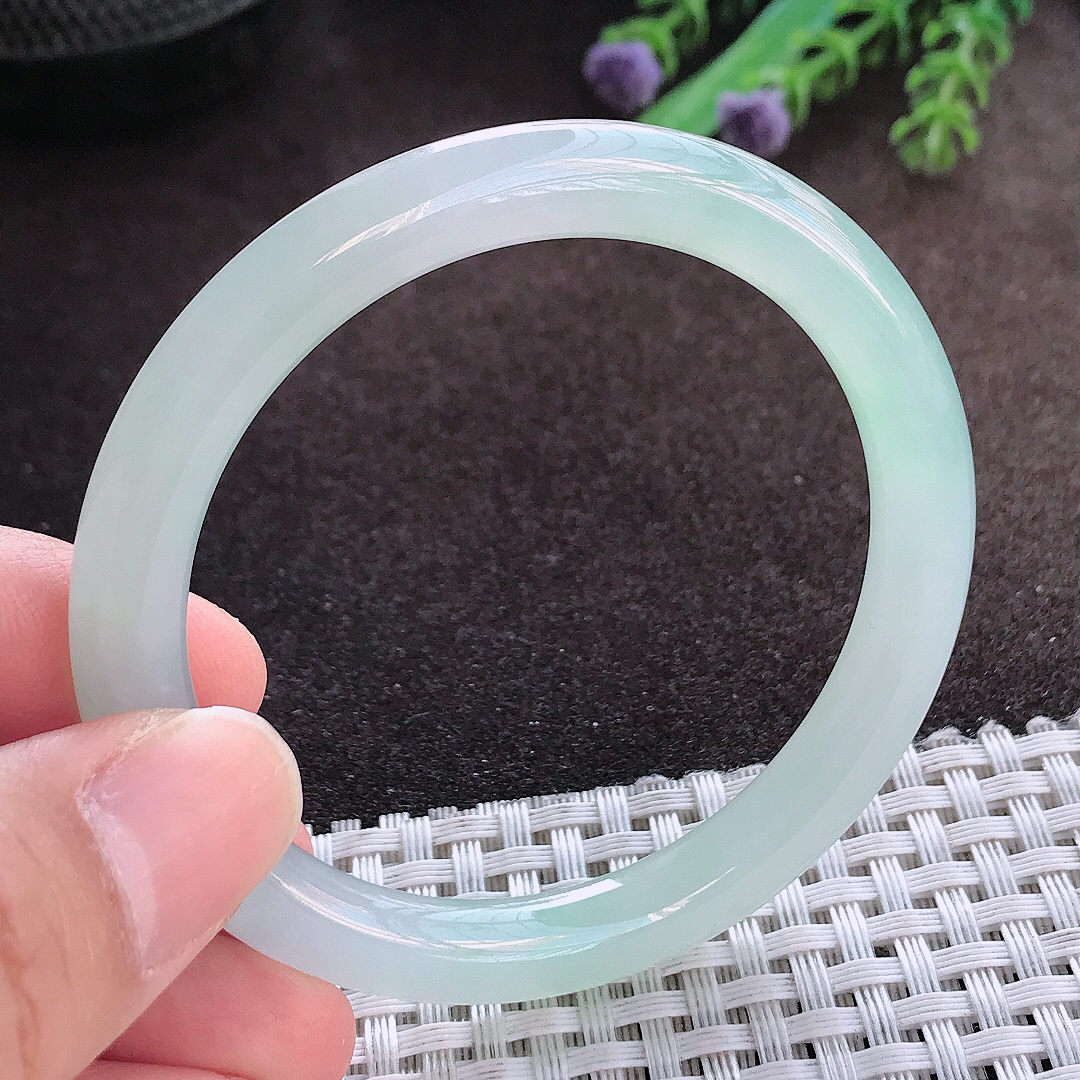 天然A货翡翠51.5/7/7.6老坑冰透果冻胶冰晴圆条手镯细条手镯玉手环