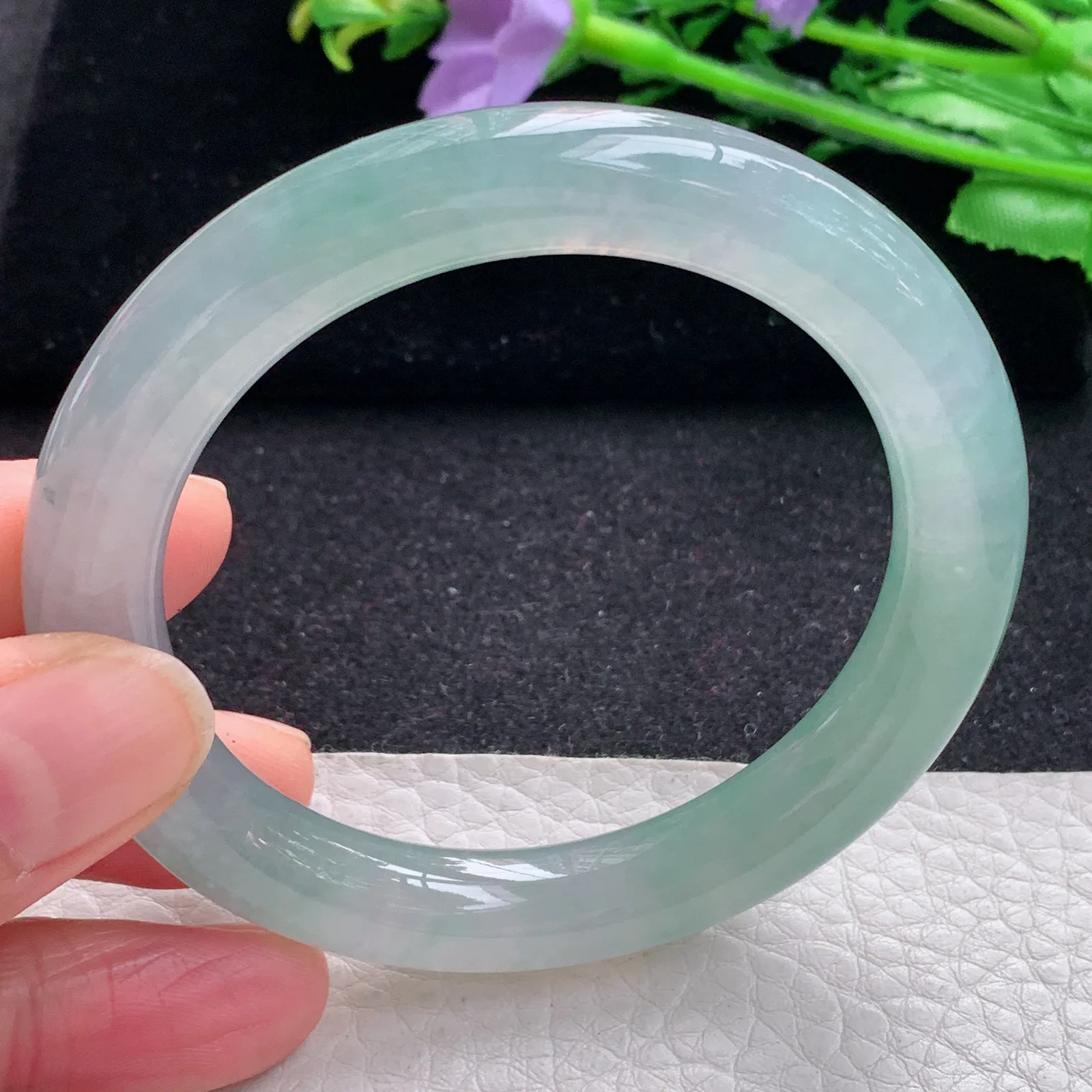 r自然光55*9.6*9.6镯 缅甸翡翠a货玉手镯冰爽清新圆条玉手环