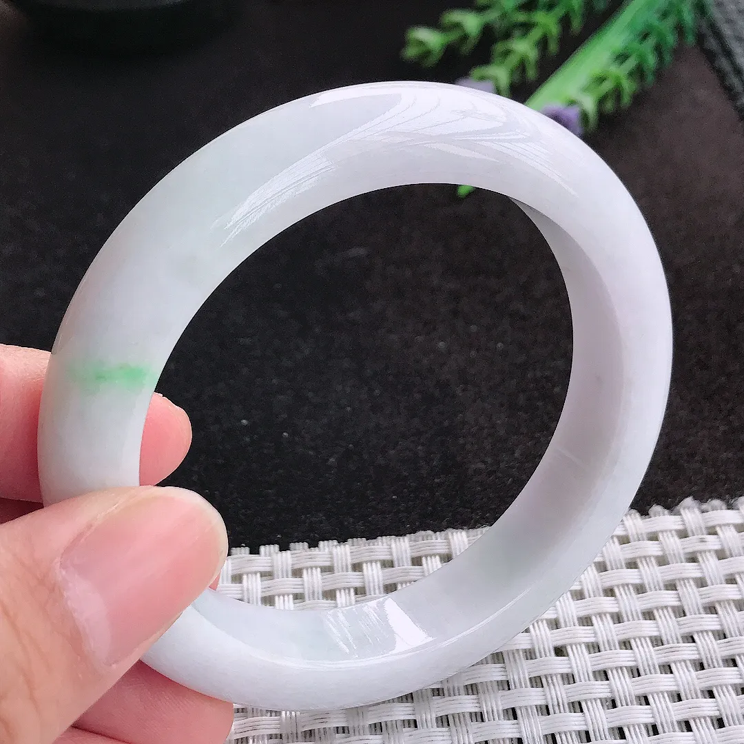 天然A货翡翠57.8/12.7/9.3老坑精美温润飘阳绿手镯宽边玉手镯