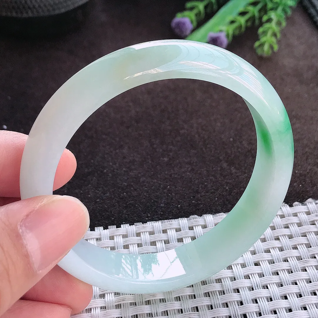 天然A货翡翠56.5/12.8/7.2老坑冰润起胶飘花手镯宽边玉手镯