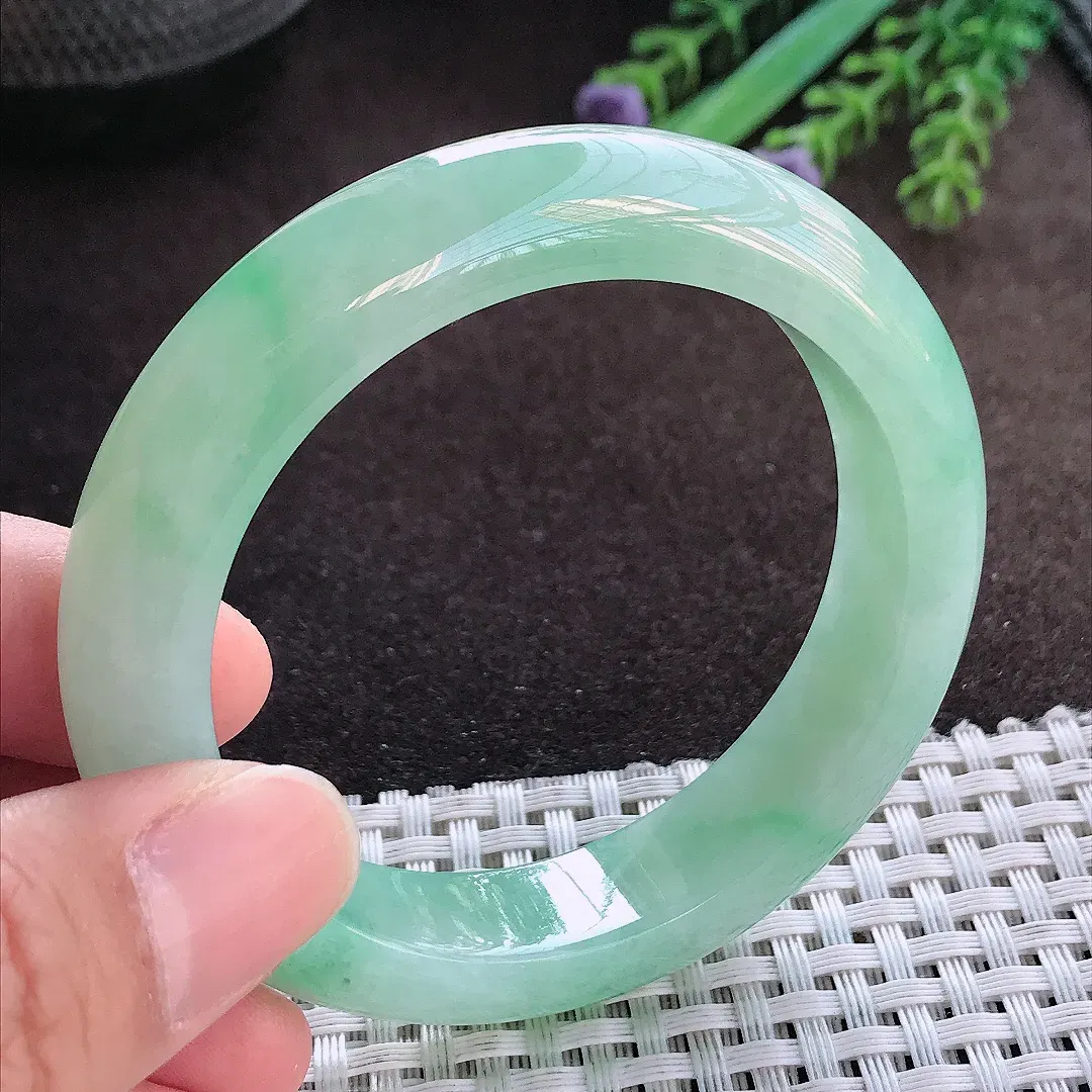 天然A货翡翠52.5/12.6/8.9老坑冰胶水灵冰晴绿手镯宽边玉手镯