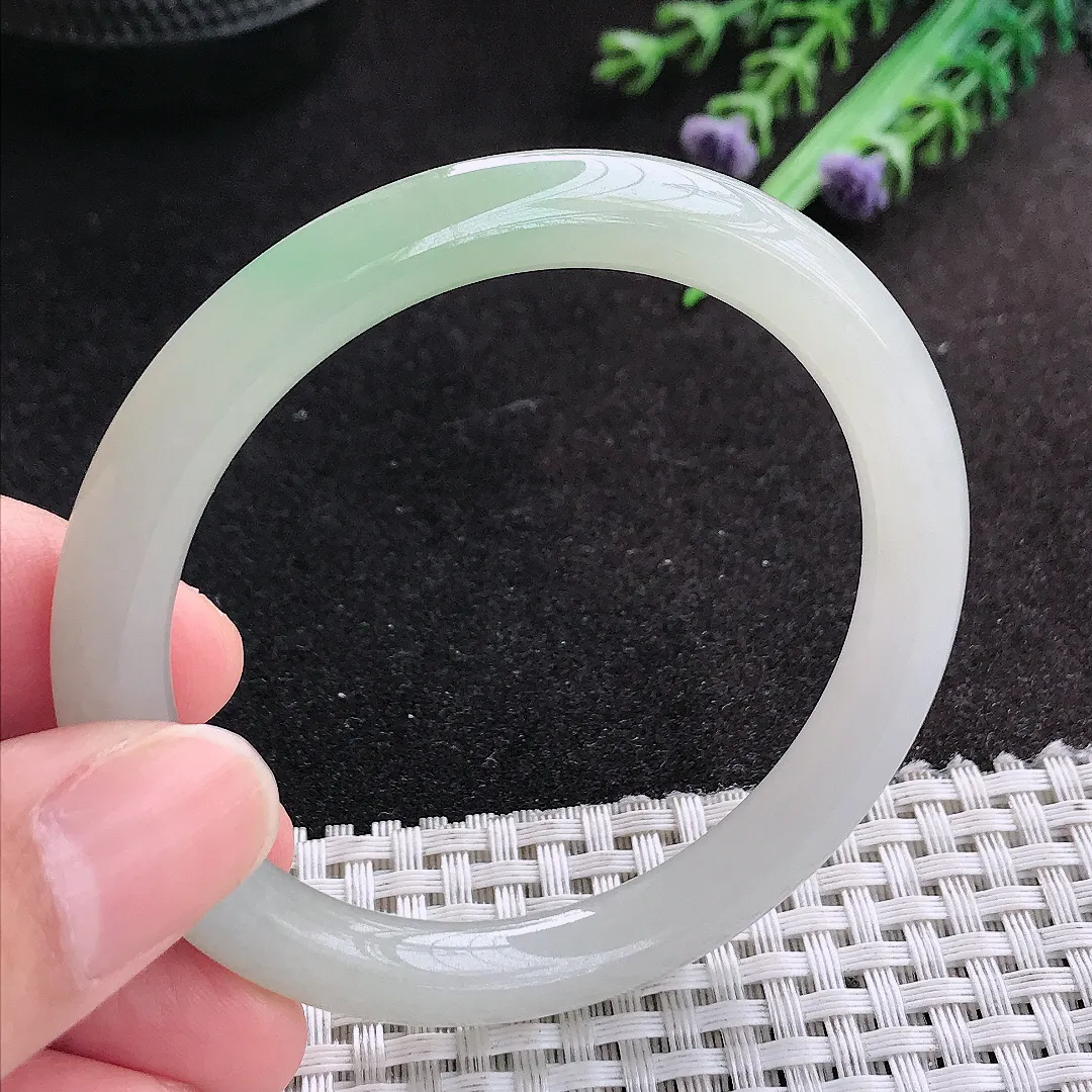 天然A货翡翠53.8/8老坑冰胶水灵冰晴圆条手镯叮当玉手镯