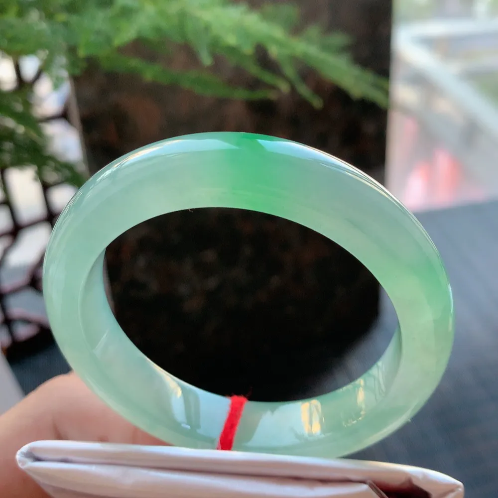 正圈高冰阳绿 微细线 尺寸:52.7/11.8/8.7 种色兼备