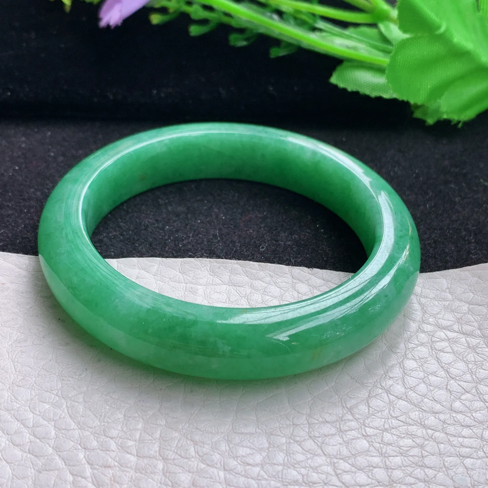 yh自然光53*11.6*8.8平安镯 缅甸翡翠a货玉手镯满绿宽边玉手环