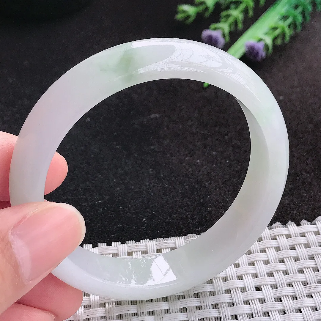 天然A货翡翠54.5/12.9/7.3老坑秀气冰润飘花手镯宽边玉手镯