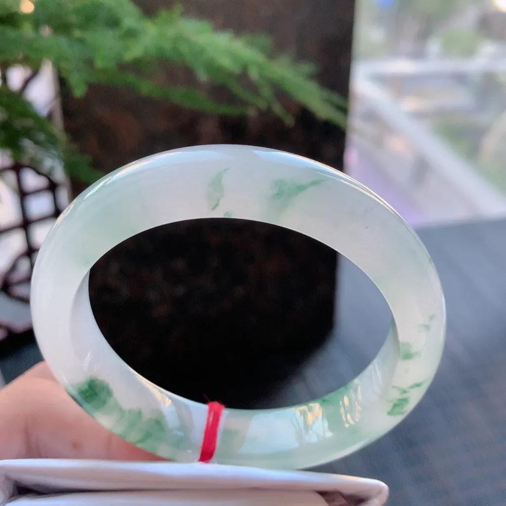 正圈高冰飘花 微纹 尺寸:55.4/12.5/8.6 花美 种水好