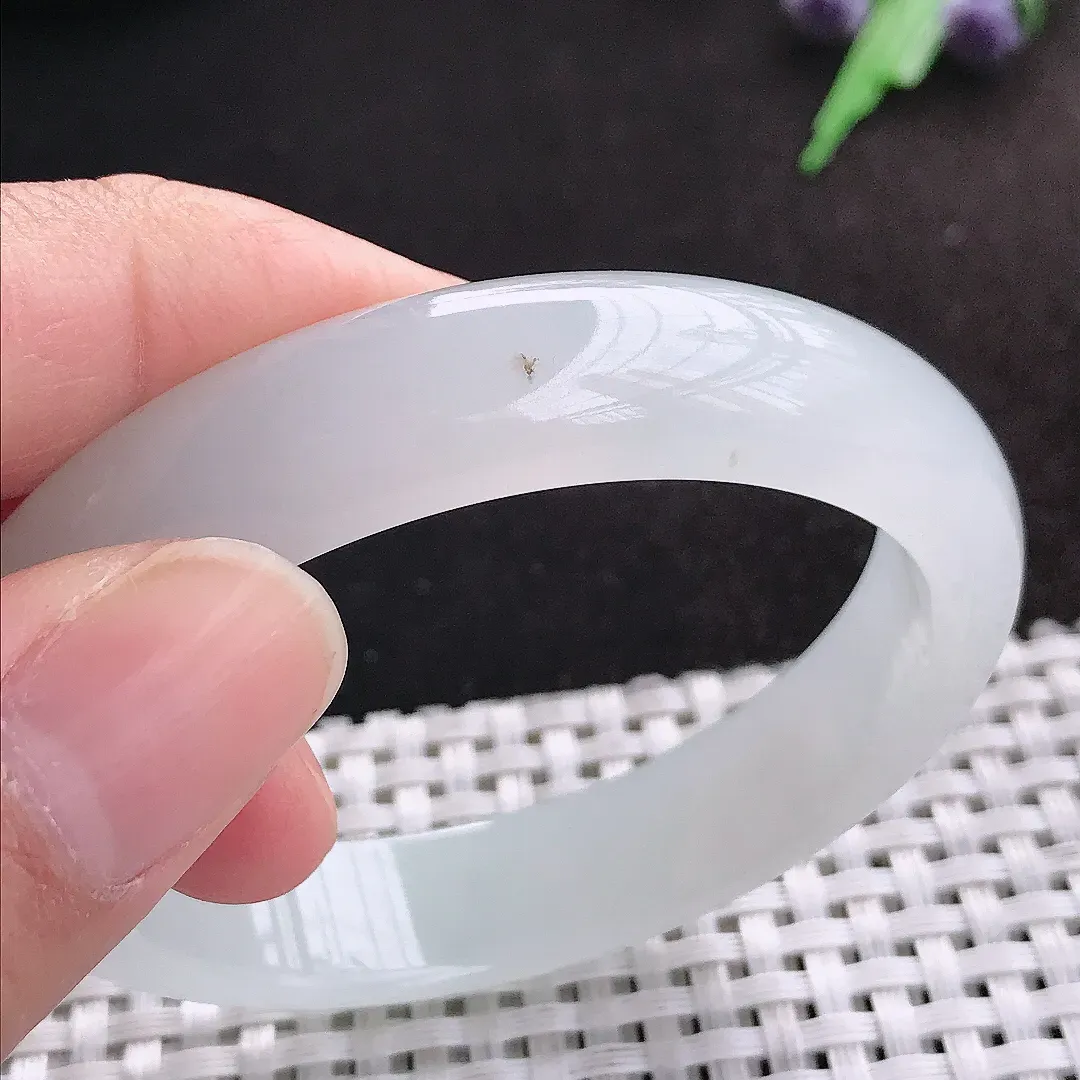 天然A货翡翠54.8/12.6/7.4老坑冰胶水灵月光白手镯宽边玉手镯